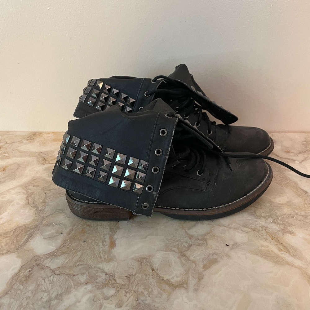 Penny Loves Kenny Traffic II Boots 7.5 M US